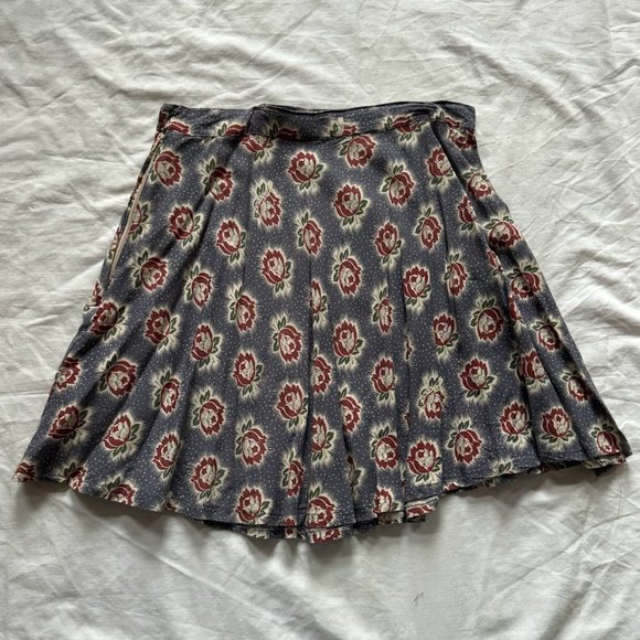 Sold! - Floral Pattern A-line Mini Skirt - Picture 2 of 3